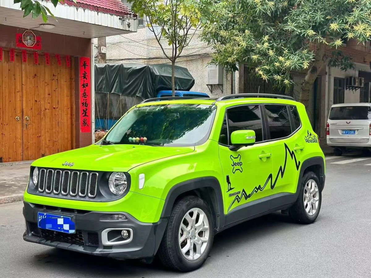 Jeep 自由俠  2019款 220T 自動(dòng)四驅(qū)精英版圖片