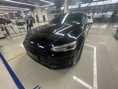 2018年10月 奧迪 奧迪A5(進(jìn)口) Coupe 40 TFSI 時(shí)尚型圖片