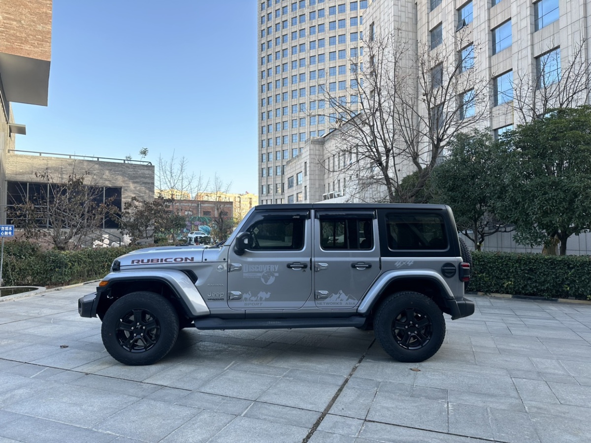 Jeep 牧馬人  2019款 2.0T Sahara 四門版 國VI圖片