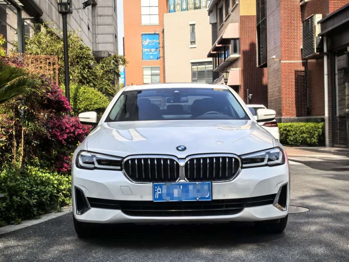 寶馬 寶馬5系  2021款 改款 530Li 領(lǐng)先型 豪華套裝圖片