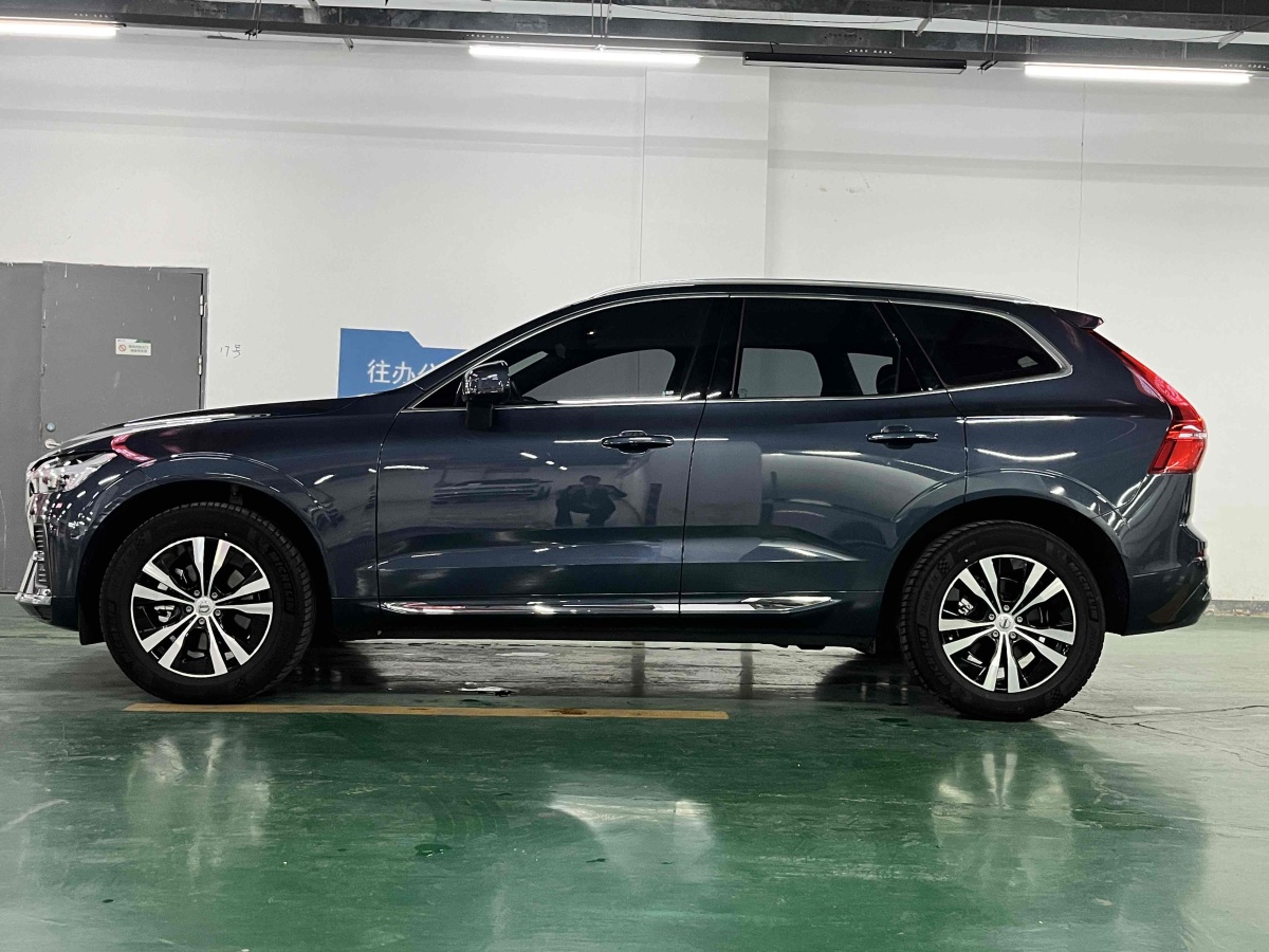 沃尔沃 XC60  2024款 B5 四驱智逸豪华版图片