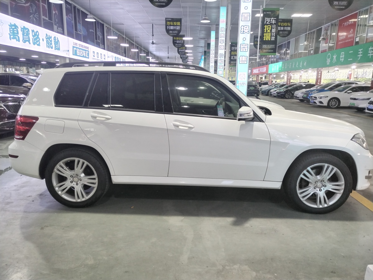 奔馳 奔馳GLK級(jí)  2014款 GLK 260 4MATIC 動(dòng)感型圖片