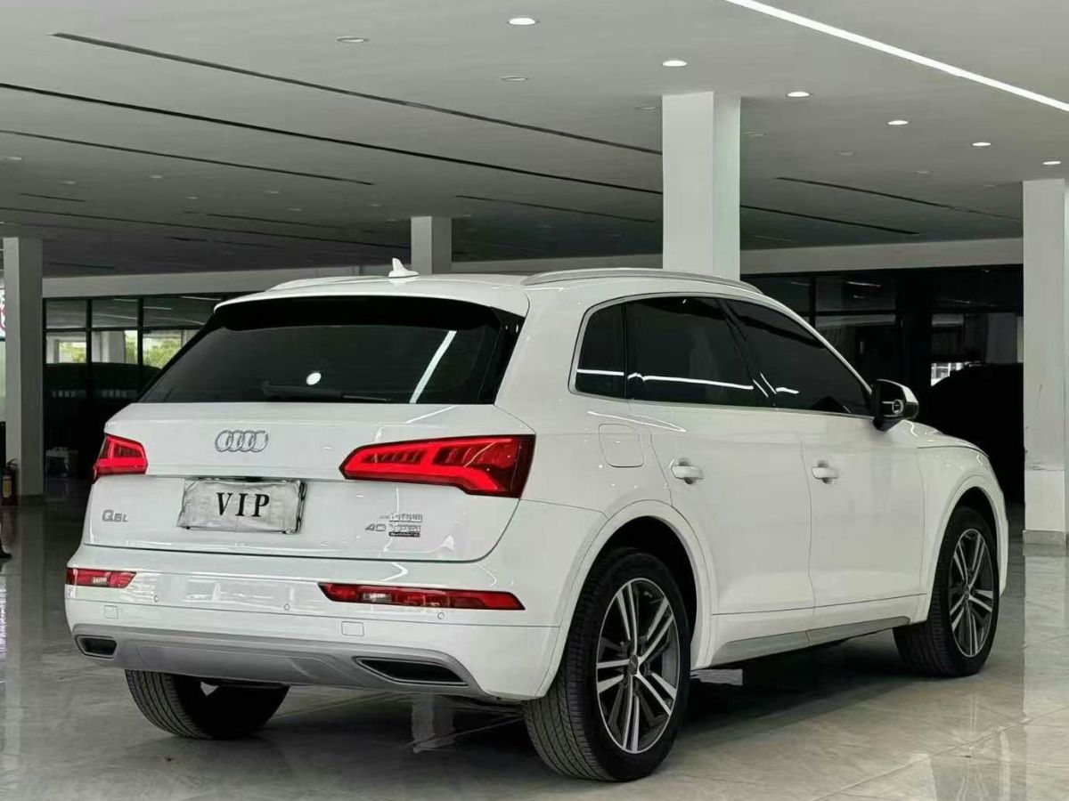 奧迪 Sport 奧迪RS Q8  2021款 RS Q8 4.0T圖片