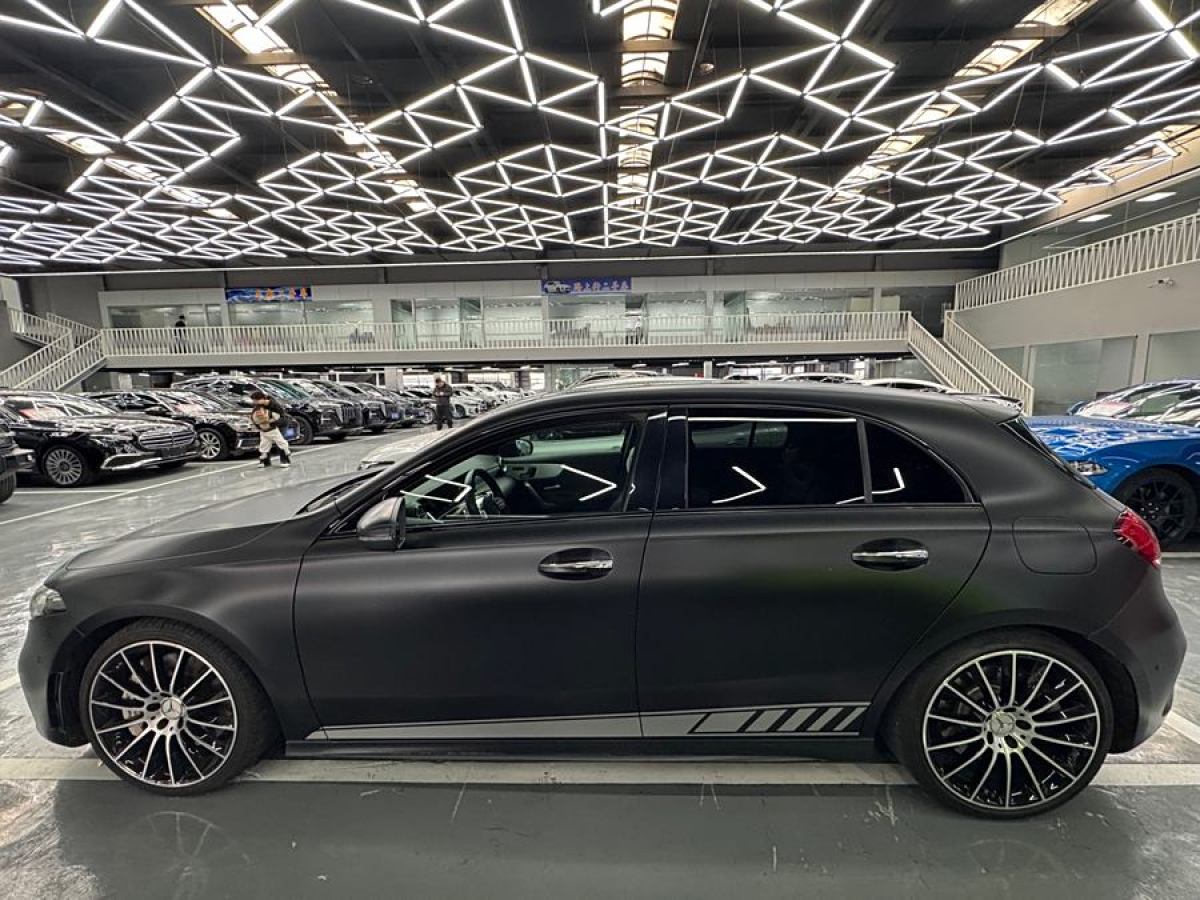 2022年1月奔馳 奔馳A級(jí)AMG  2024款 改款 AMG A 35 4MATIC