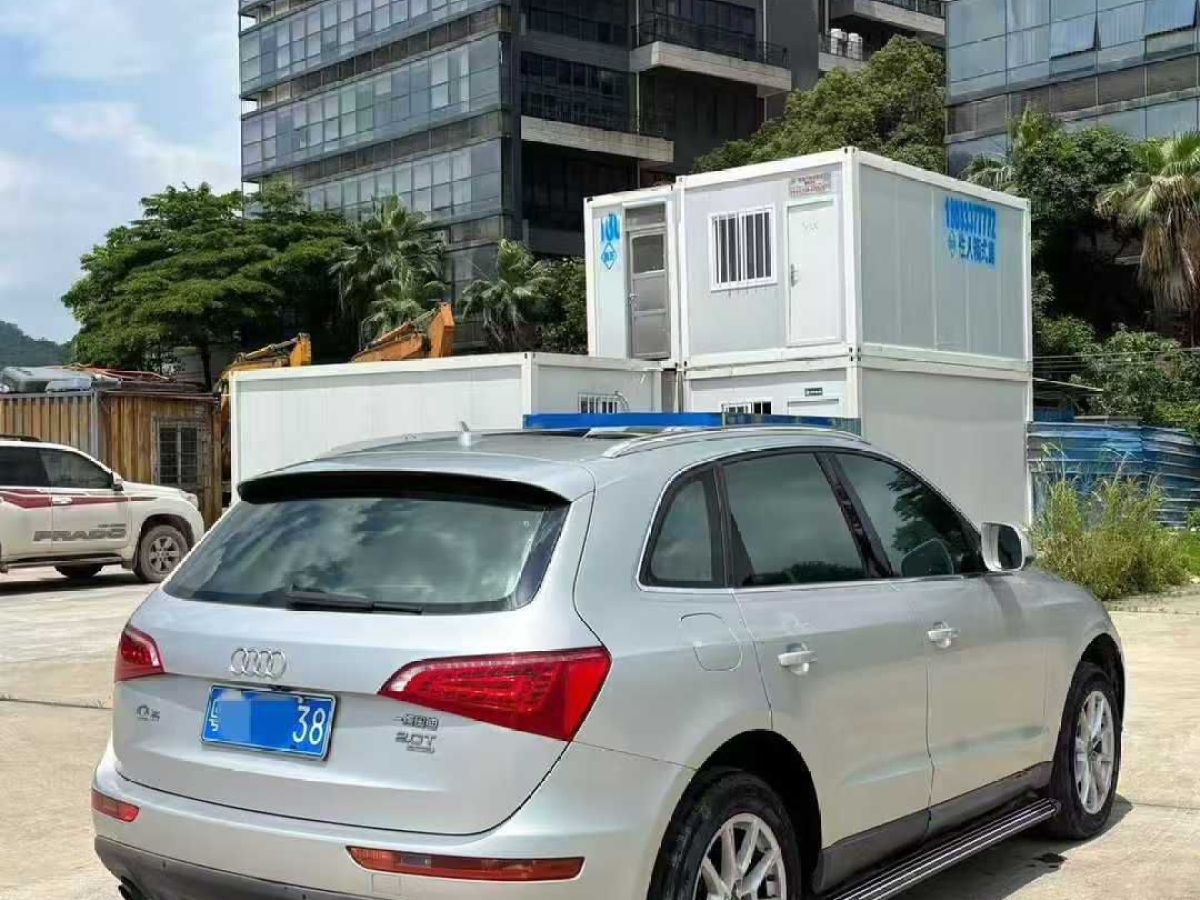 奧迪 奧迪Q5  2010款 Q5 2.0TSI 首發(fā)限量版運(yùn)動(dòng)版圖片