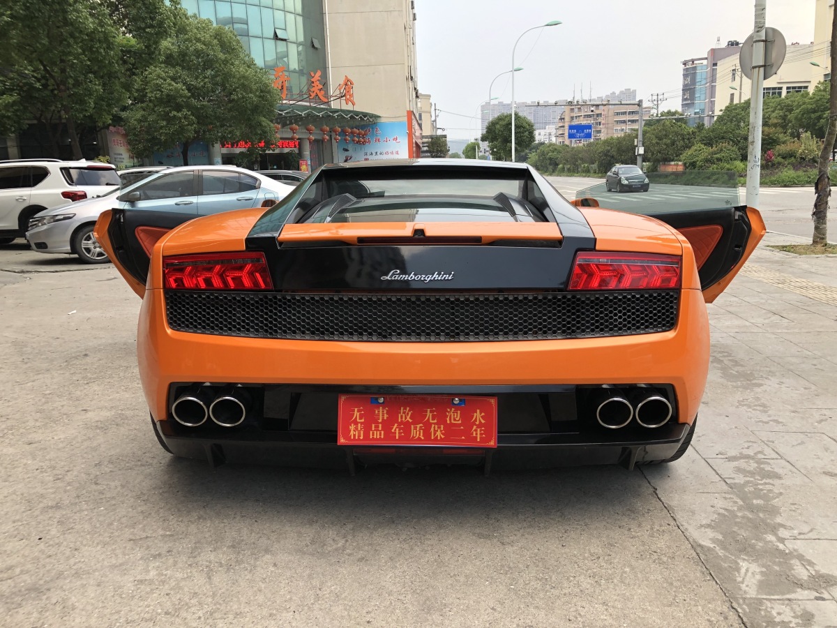 蘭博基尼 Gallardo  2011款 LP 560-4 Bicolore圖片