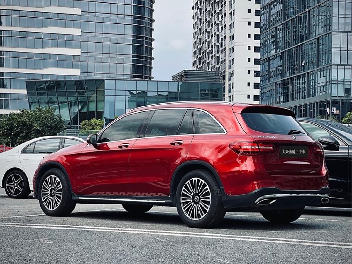 2019年8月奔馳 奔馳GLC  2019款 GLC 260 4MATIC 動感型