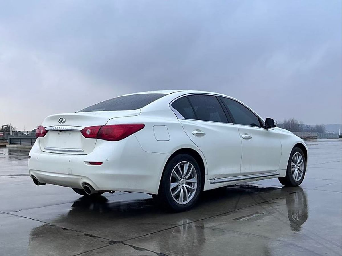 英菲尼迪 Q50L  2016款 2.0T 悅享版圖片