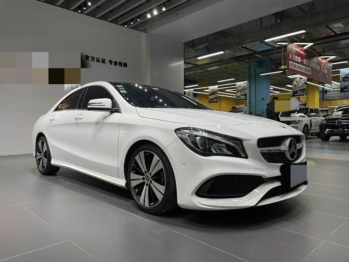 奔馳 奔馳CLA級(jí)  2018款 CLA 200 時(shí)尚型圖片