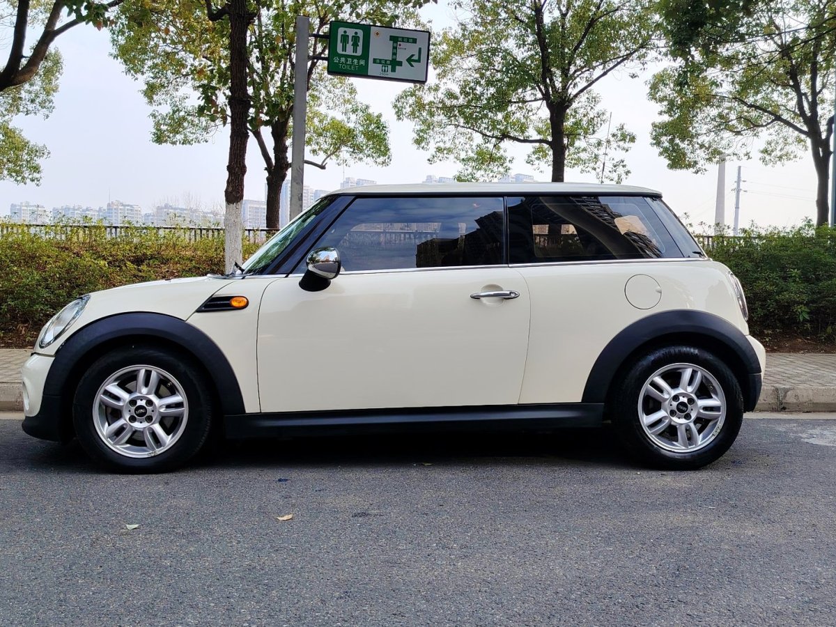 MINI MINI  2013款 1.6L ONE 限量第三款圖片