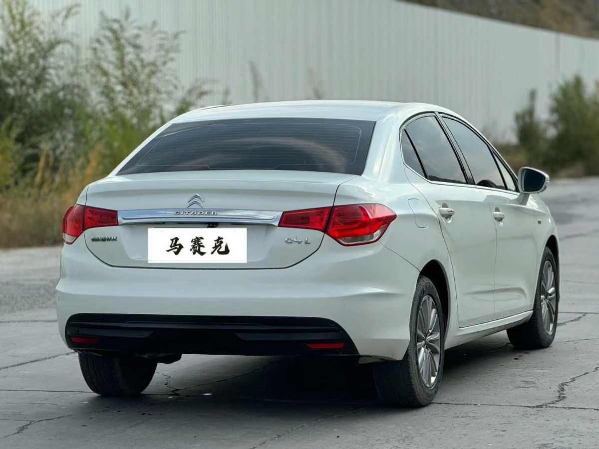 2014年7月雪鐵龍 C4世嘉  2014款 1.6L 手動(dòng)車載互聯(lián)版