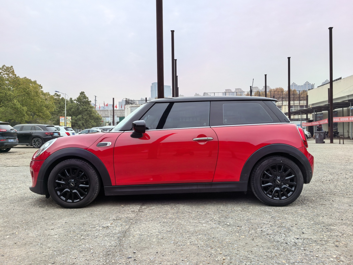 MINI MINI  2019款 1.5T COOPER 經(jīng)典派圖片