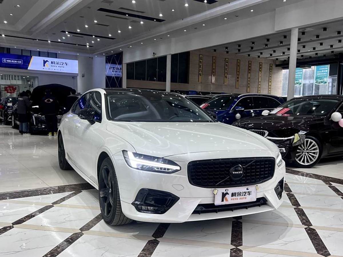 沃爾沃 S90  2020款 改款 T5 智遠(yuǎn)運(yùn)動(dòng)版圖片