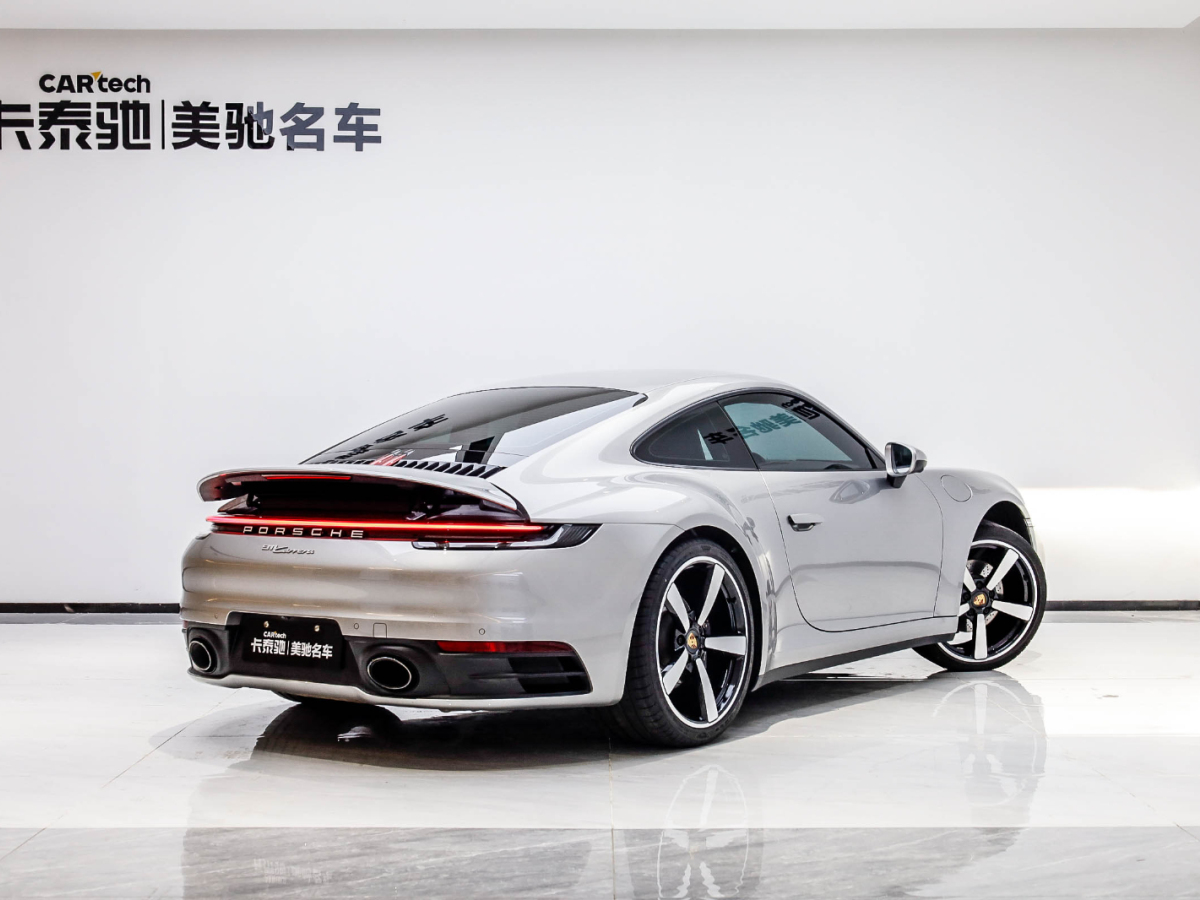 保時(shí)捷911 2022款 Carrera 3.0T圖片