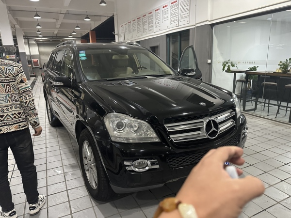 奔驰 奔驰GL级  2006款 GL 450 4MATIC