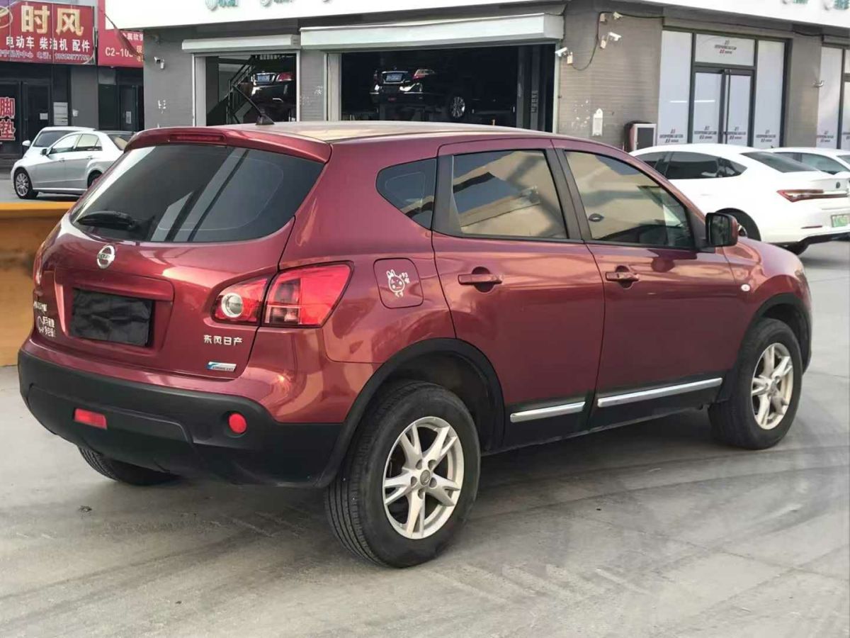 日產(chǎn) 逍客  2010款 20S火 CVT 2WD圖片