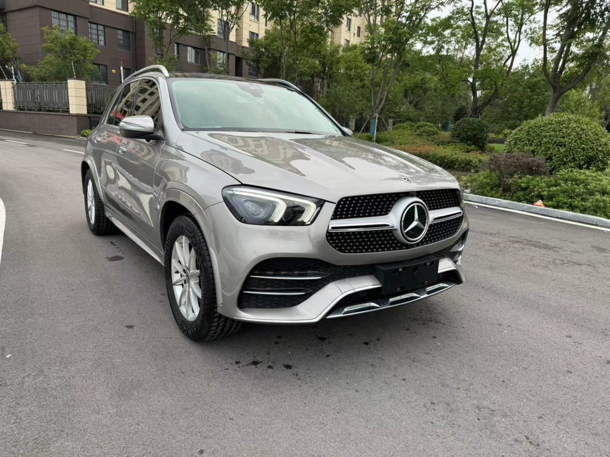 奔馳 奔馳GLE  2020款 改款 GLE 350 4MATIC 時(shí)尚型圖片