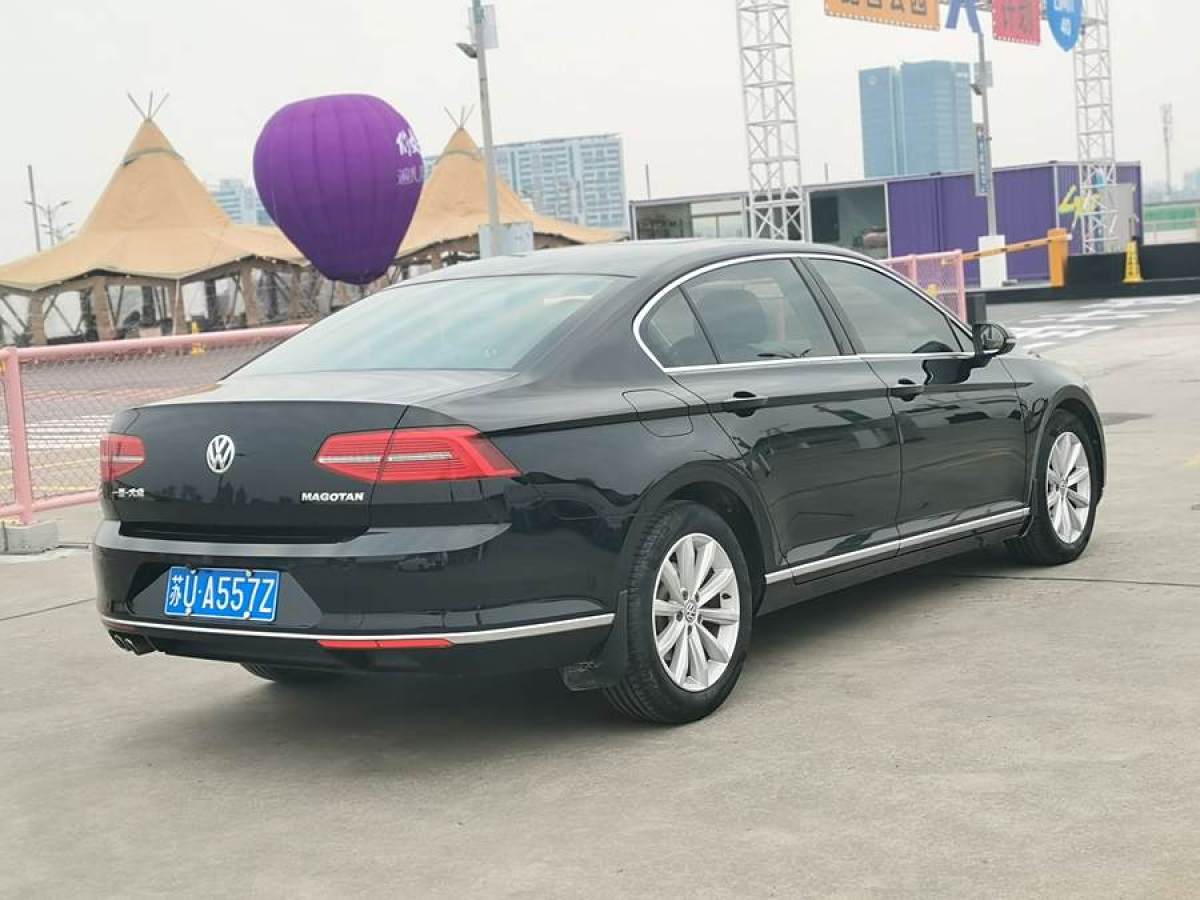 大眾 邁騰  2018款 330TSI DSG 領(lǐng)先型圖片