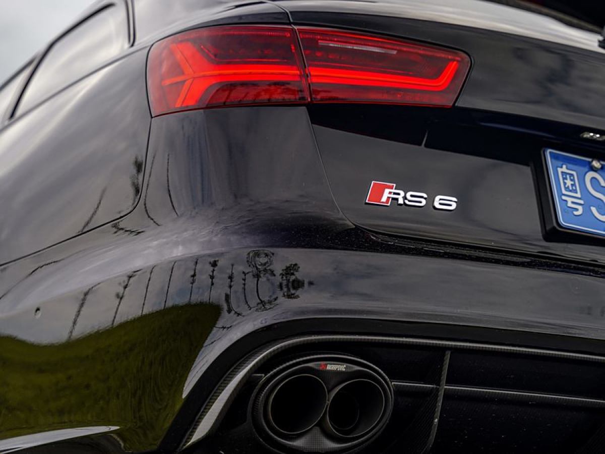 奧迪 奧迪RS 6  2016款 RS 6 4.0T Avant圖片