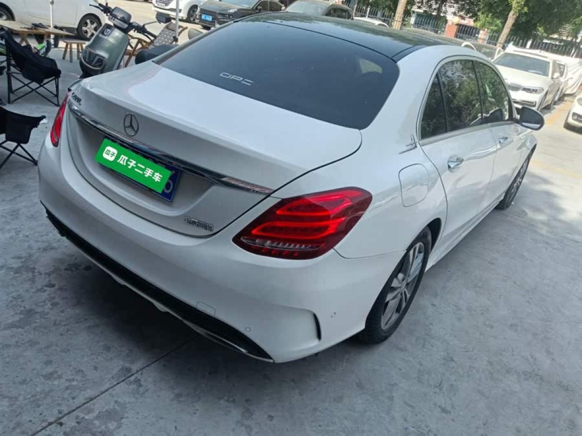 奔馳 奔馳C級(jí)  2016款 C 200 L 運(yùn)動(dòng)型圖片