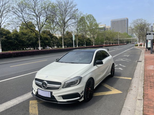 奔驰 奔驰A级AMG  2014款 AMG A 45 4MATIC