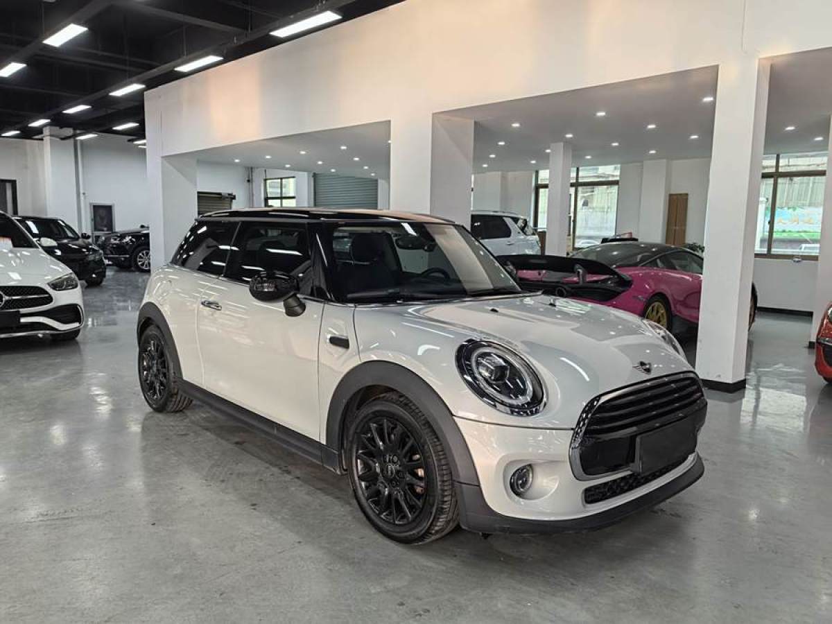 MINI MINI  2019款 1.5T COOPER 經(jīng)典派圖片