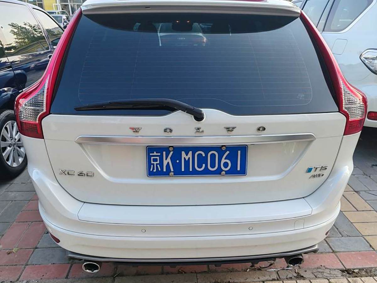 沃爾沃 XC60  2017款 T5 AWD 個(gè)性運(yùn)動(dòng)升級(jí)版圖片