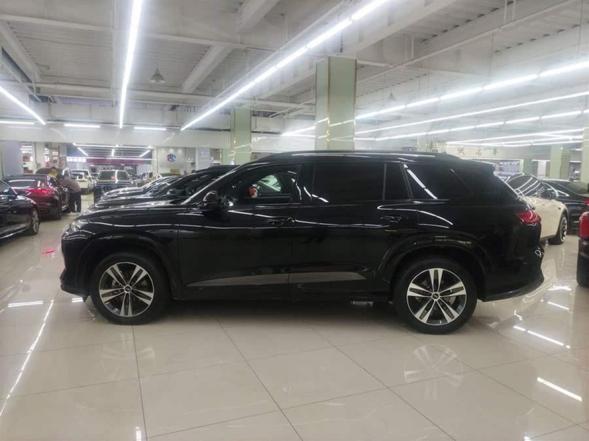 奧迪 奧迪Q6  2024款 50 TFSI quattro 行云型 飛騎套裝 6座圖片