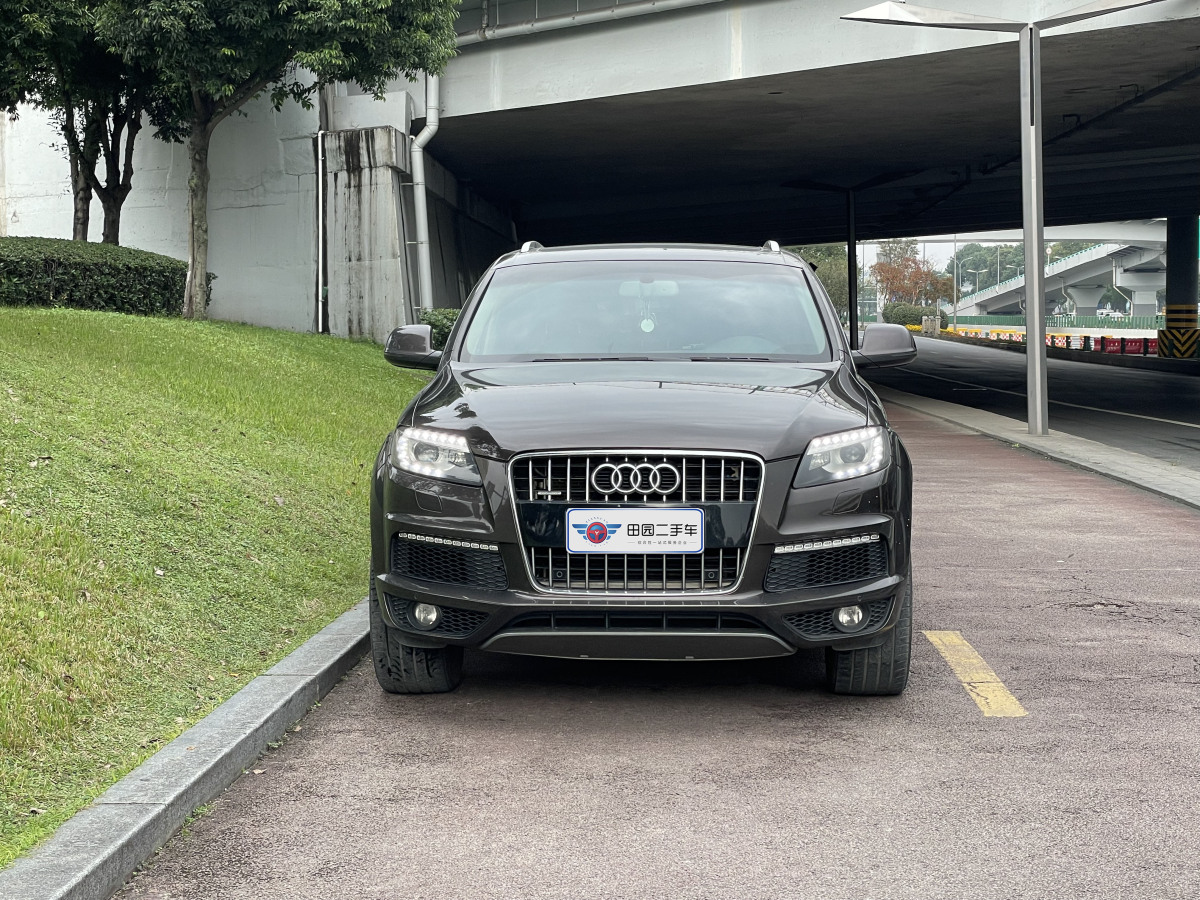 奧迪 奧迪Q7  2014款 35 TFSI 運(yùn)動(dòng)型圖片