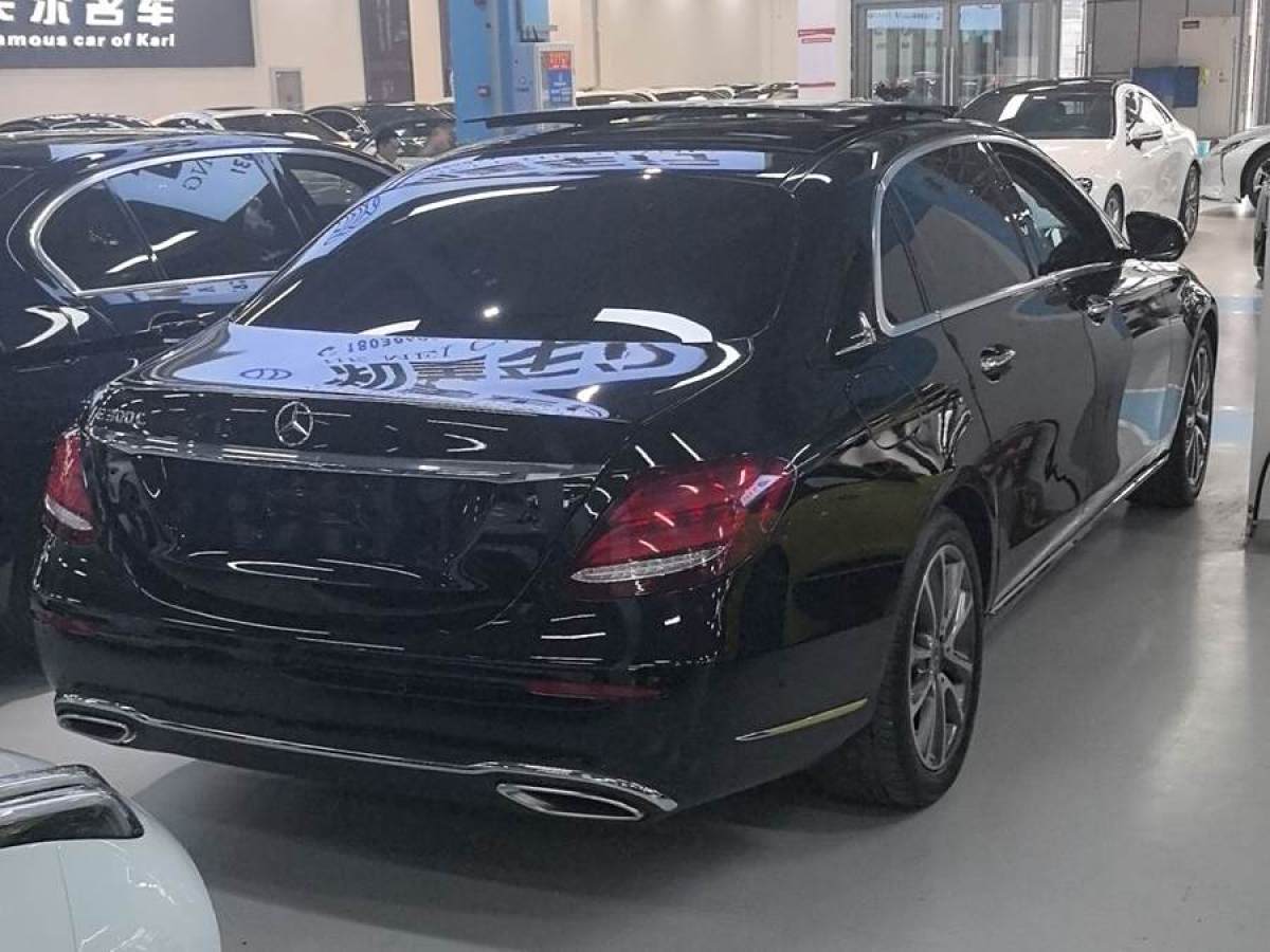 奔馳 奔馳E級  2019款 改款 E 300 L 豪華型圖片