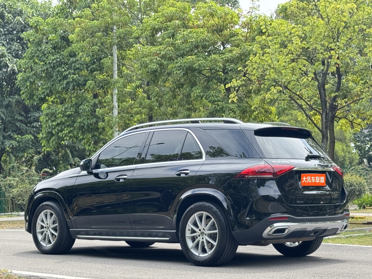 奔馳 奔馳GLE  2024款 改款 GLE 350 4MATIC 時(shí)尚型圖片