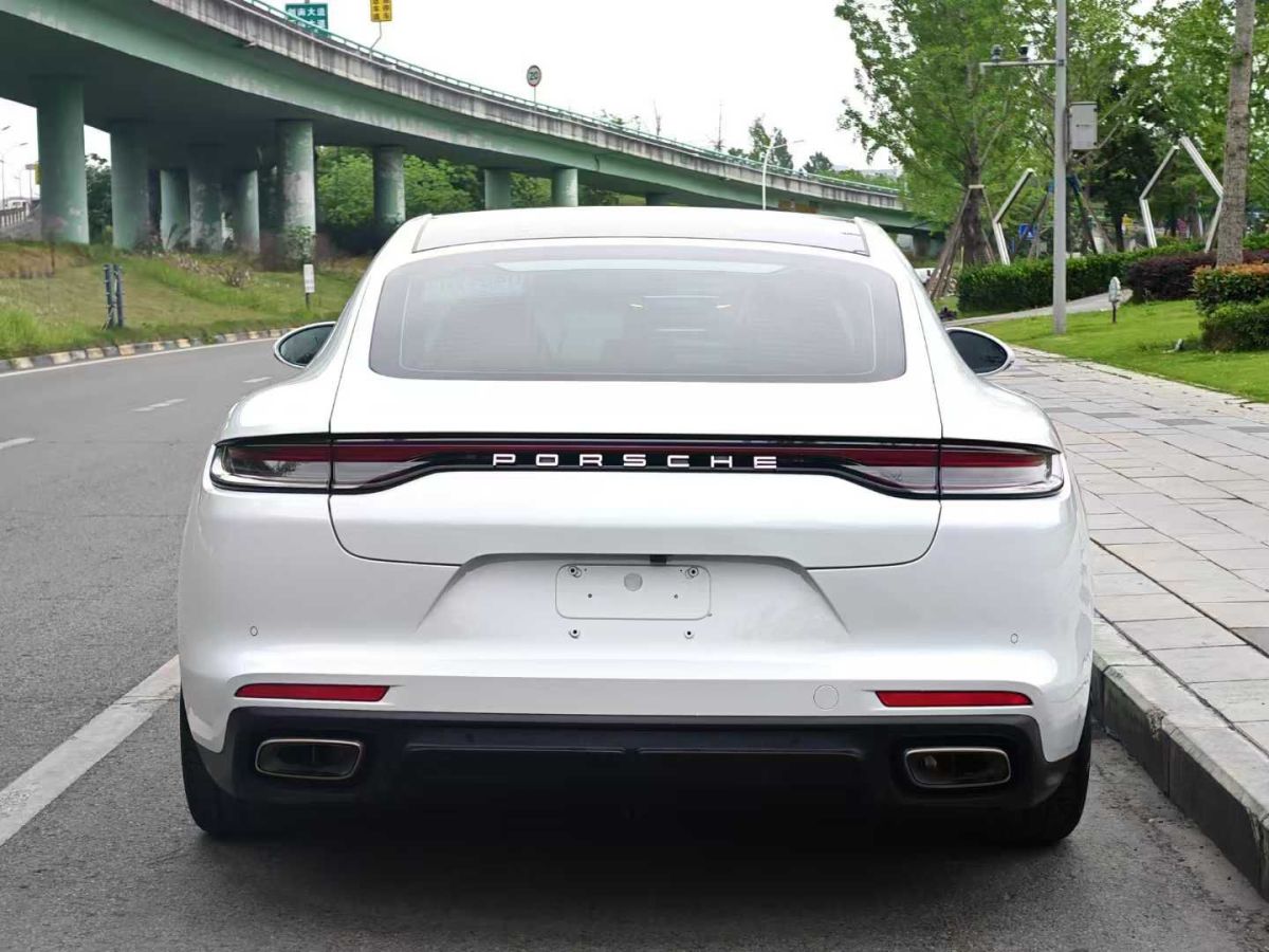 保時(shí)捷 911  2021款 Turbo S 3.8T 保時(shí)捷中國(guó)20周年紀(jì)念版圖片