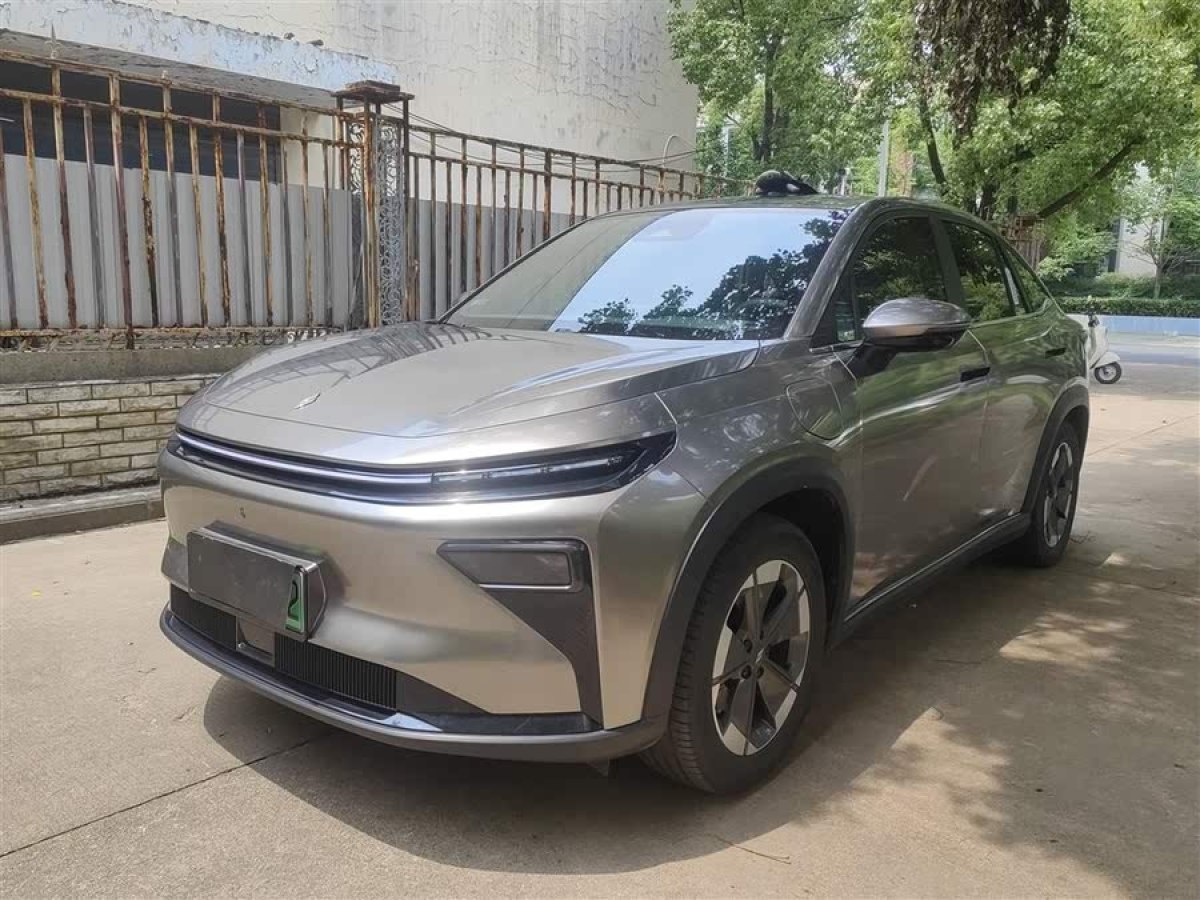 楓葉 睿藍(lán)7  2023款 605km 獵光圖片