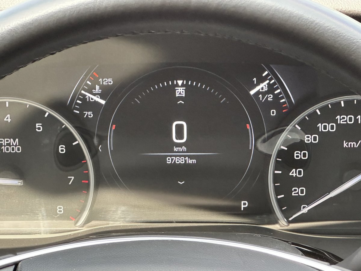凱迪拉克 XT5  2018款 28T 四驅(qū)豪華型圖片