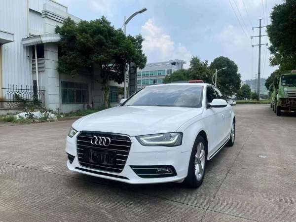 奥迪 奥迪A4L  2015款 35 TFSI 百万纪念智领型