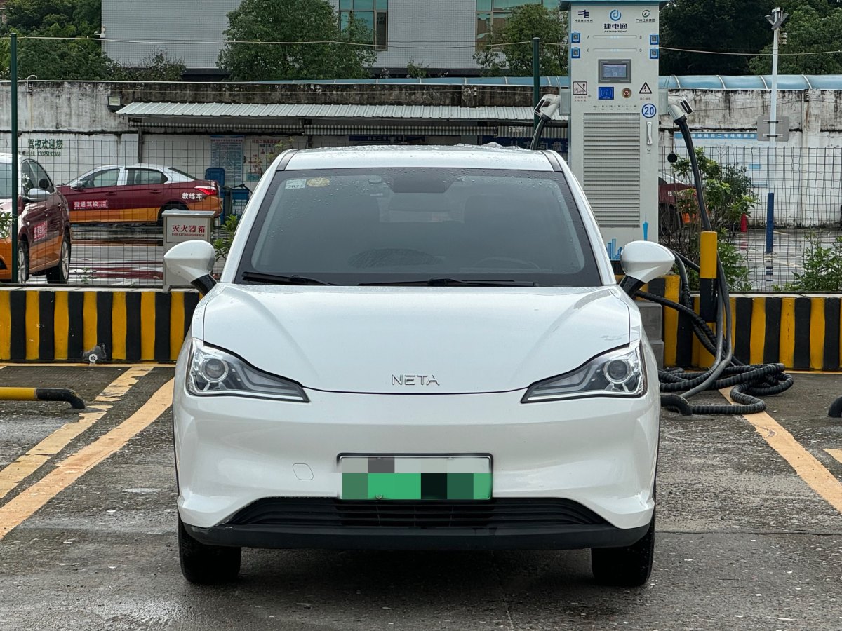 哪吒 哪吒V  2021款 長續(xù)航行業(yè)定制版圖片