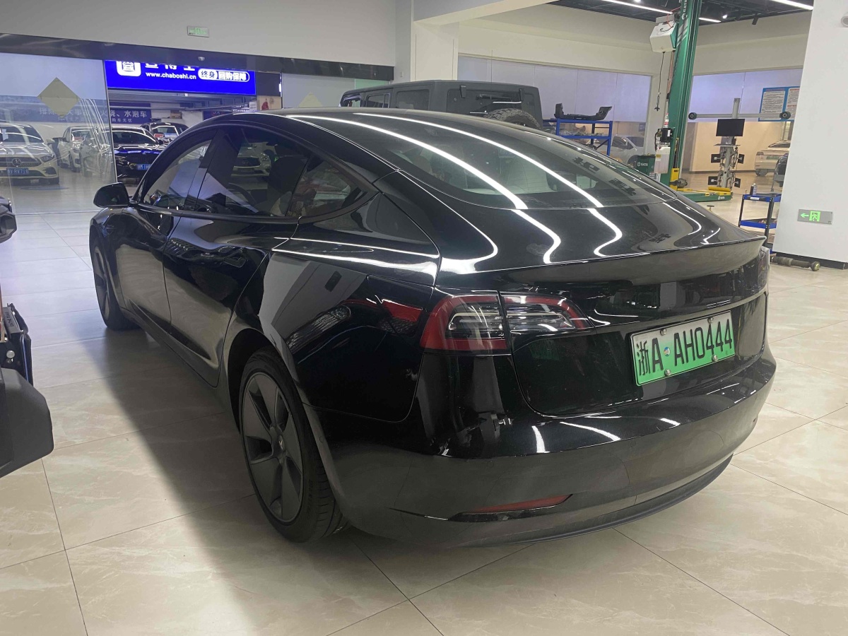 特斯拉 Model 3  2022款 后輪驅(qū)動版圖片