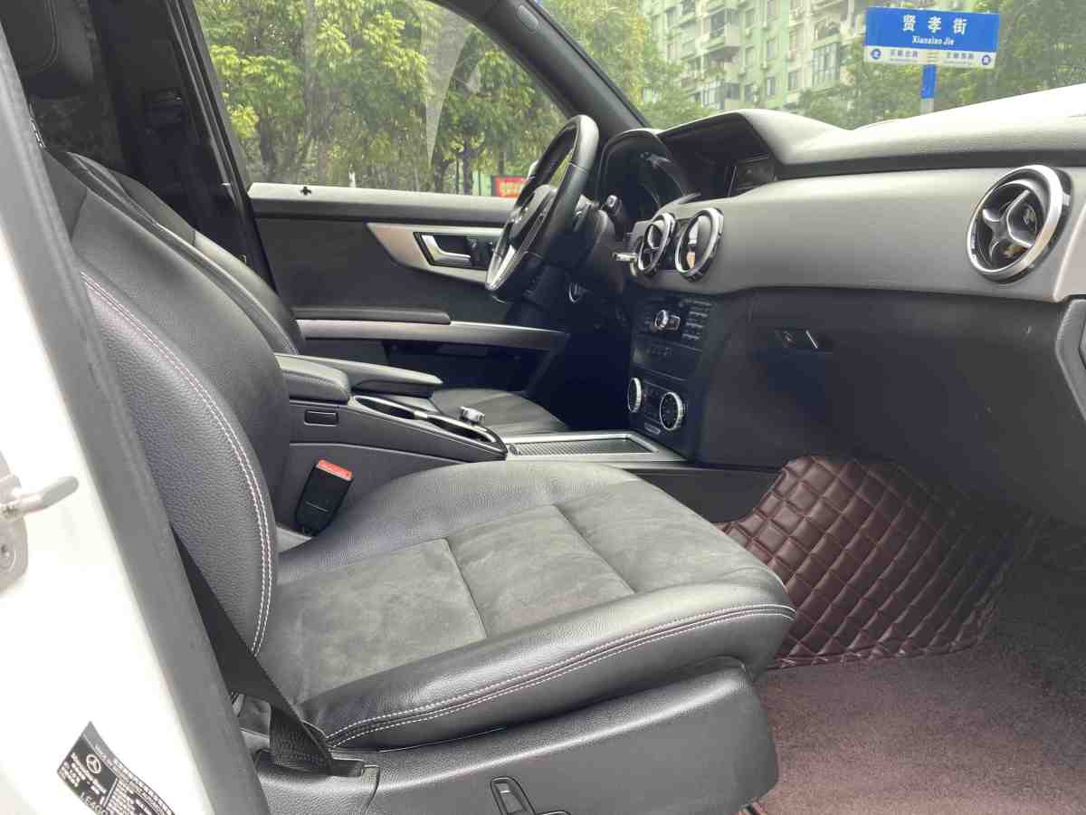 奔馳 奔馳GLK級  2015款 GLK 260 4MATIC 動感型 極致版圖片