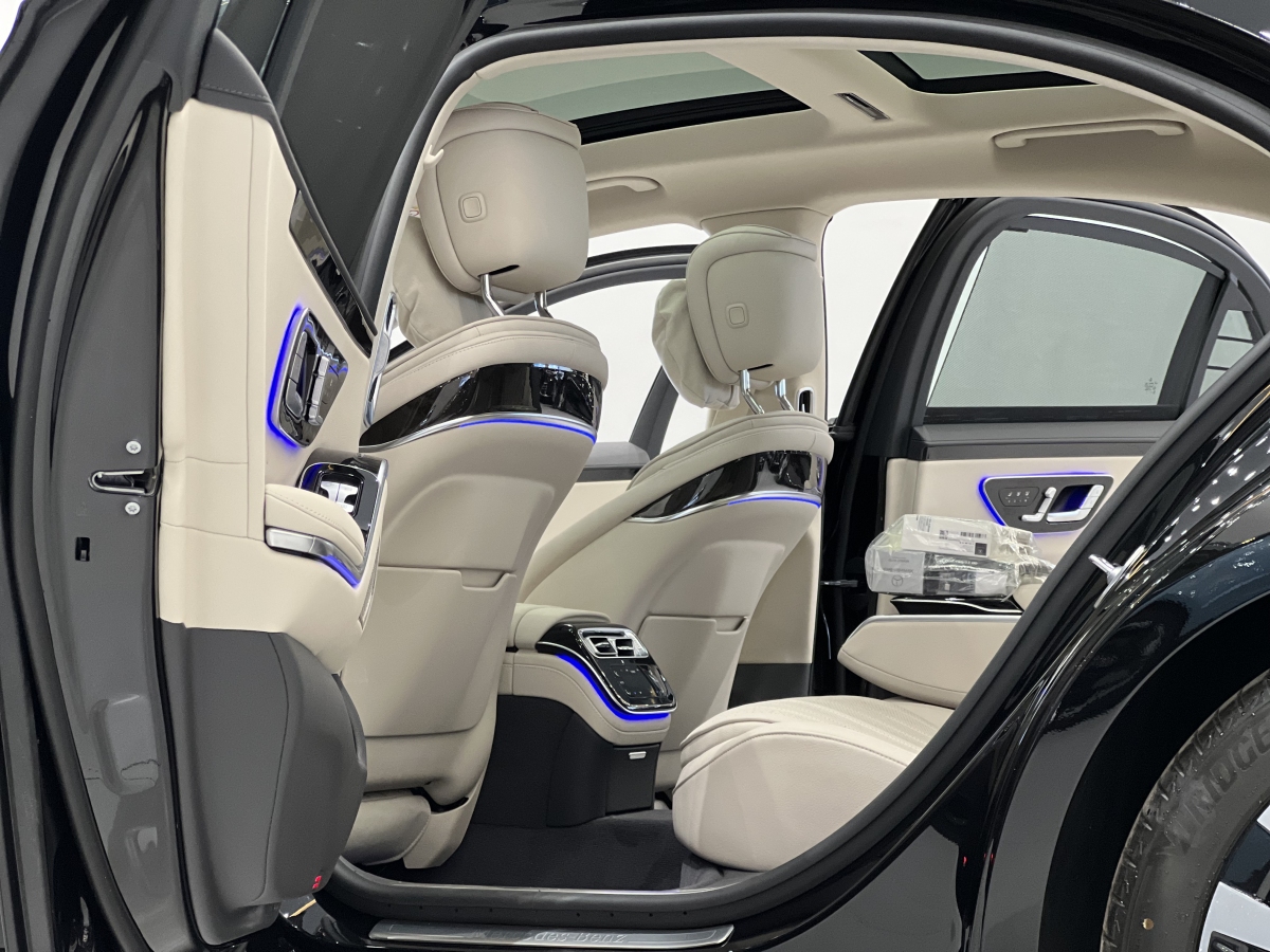 奔驰 奔驰S级  2023款 改款 S 400 L 豪华型图片