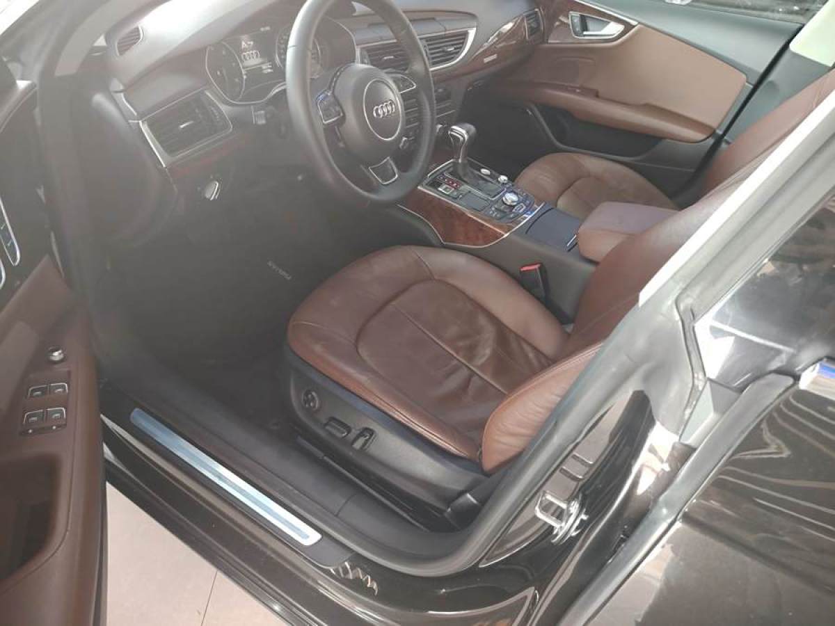 奧迪 奧迪A7  2012款 3.0TFSI quattro豪華型圖片