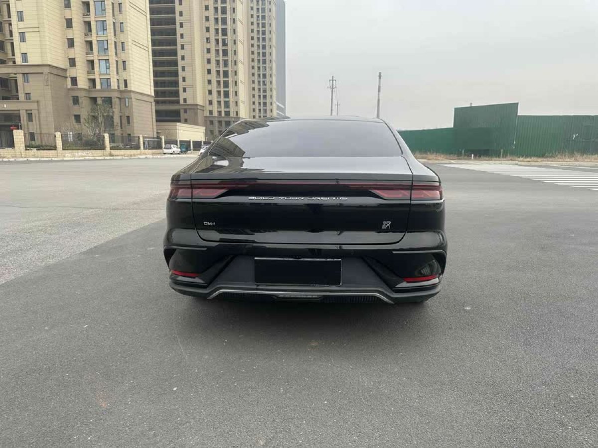 比亞迪 漢  2024款 DM-i 榮耀版 121KM 尊榮型圖片