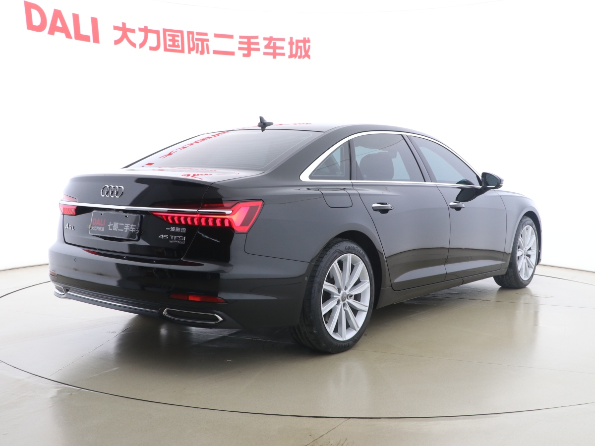 奧迪 奧迪A6L  2021款 45 TFSI quattro 臻選致雅型圖片