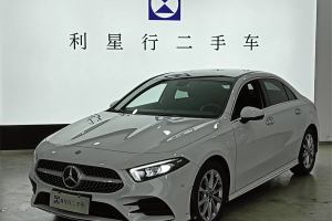 奔驰A级 奔驰 改款 A 200 L 运动轿车动感型