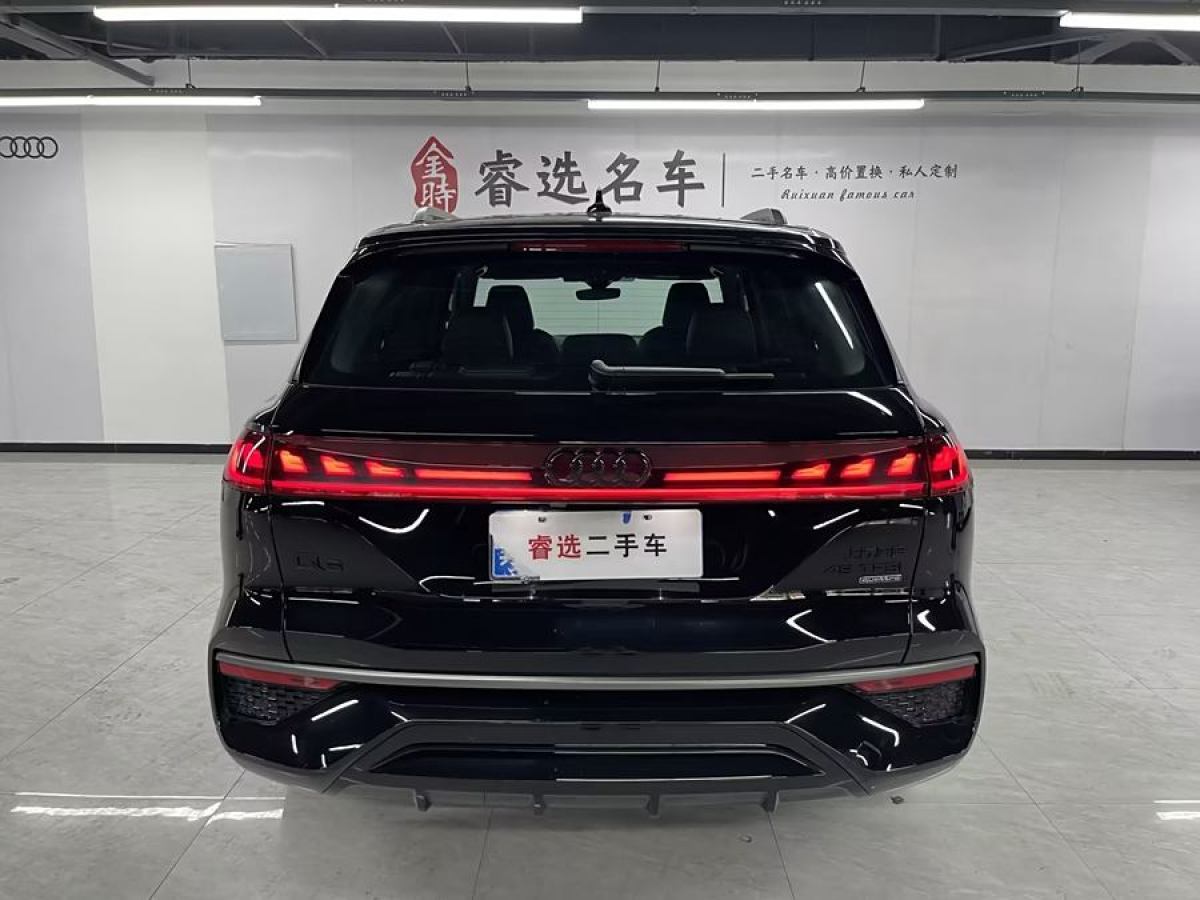 2023年9月奧迪 奧迪Q6  2022款 45 TFSI quattro 齊云型 Light 飛騎套裝