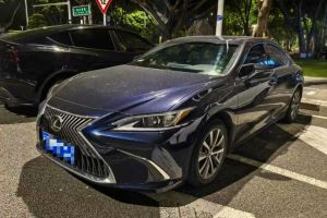 ES 雷克薩斯 200 卓越版