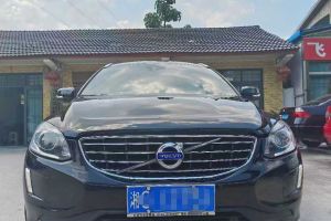 XC60 沃爾沃 2.0T T5 AWD 個(gè)性運(yùn)動(dòng)版