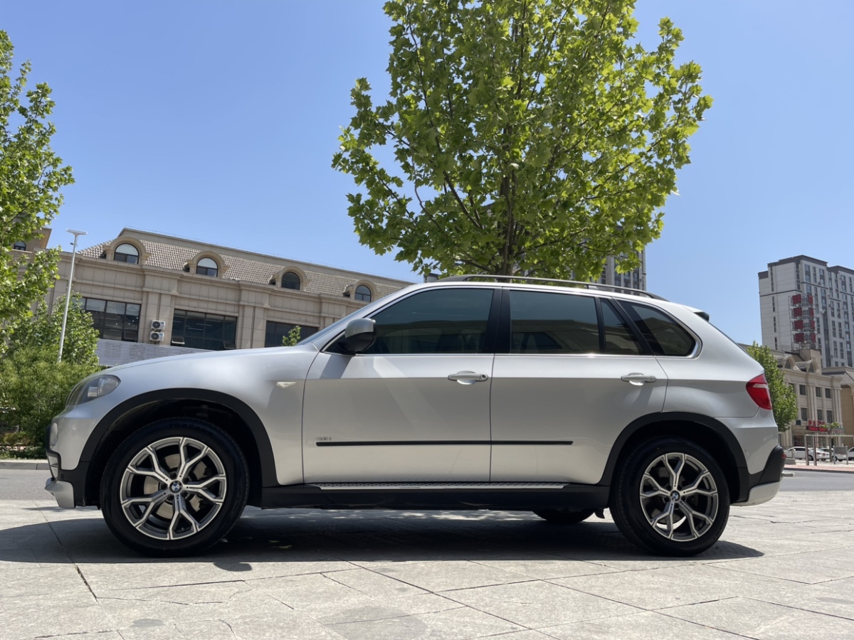 寶馬 寶馬X5  2008款 xDrive48i豪華型圖片