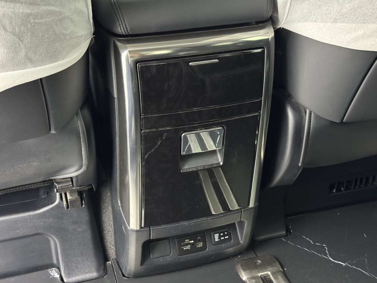 2019年12月豐田 威爾法  2019款  雙擎 2.5L HV豪華版