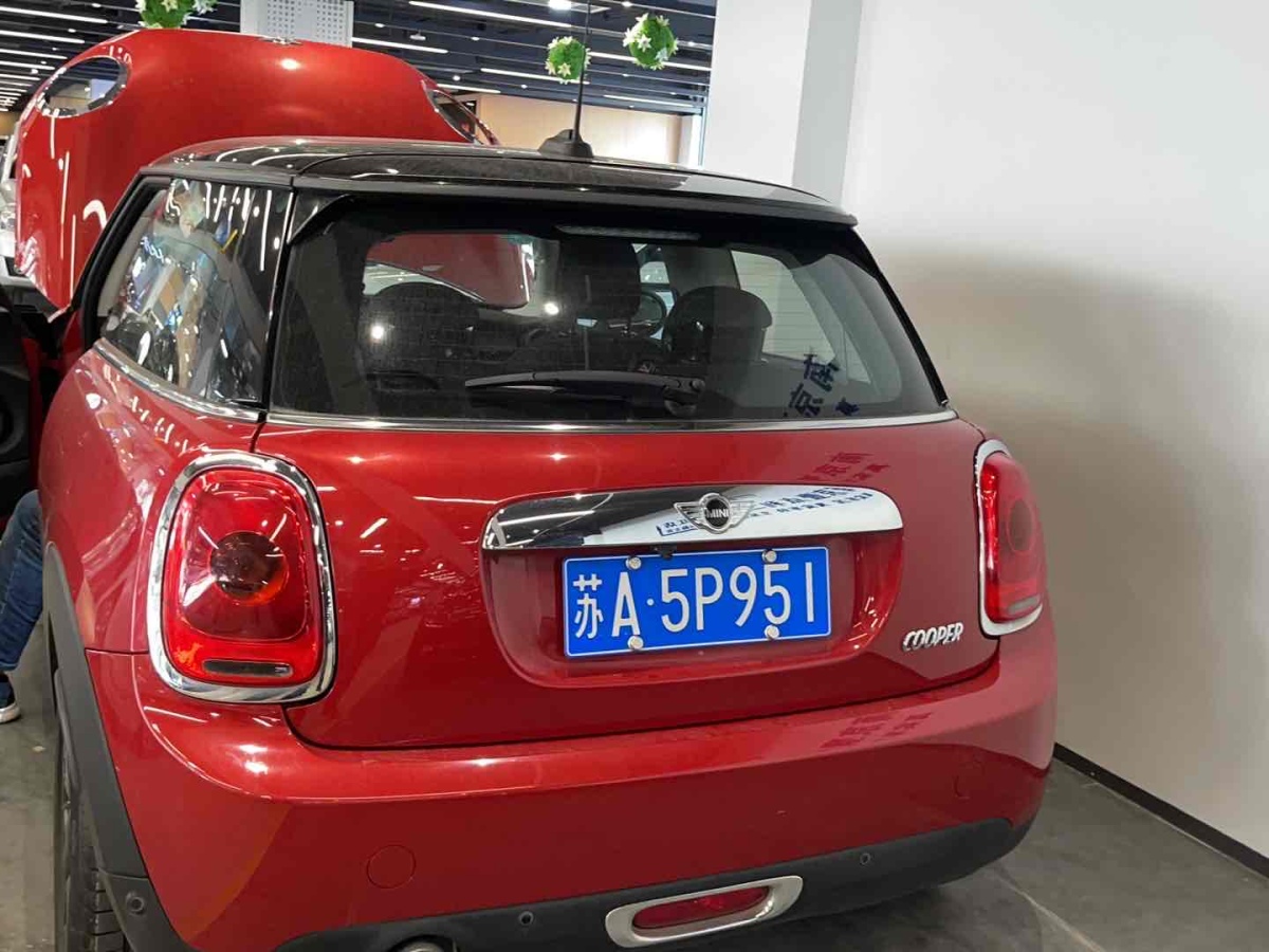 2015年11月MINI MINI  2016款 2.0T COOPER S 先鋒派