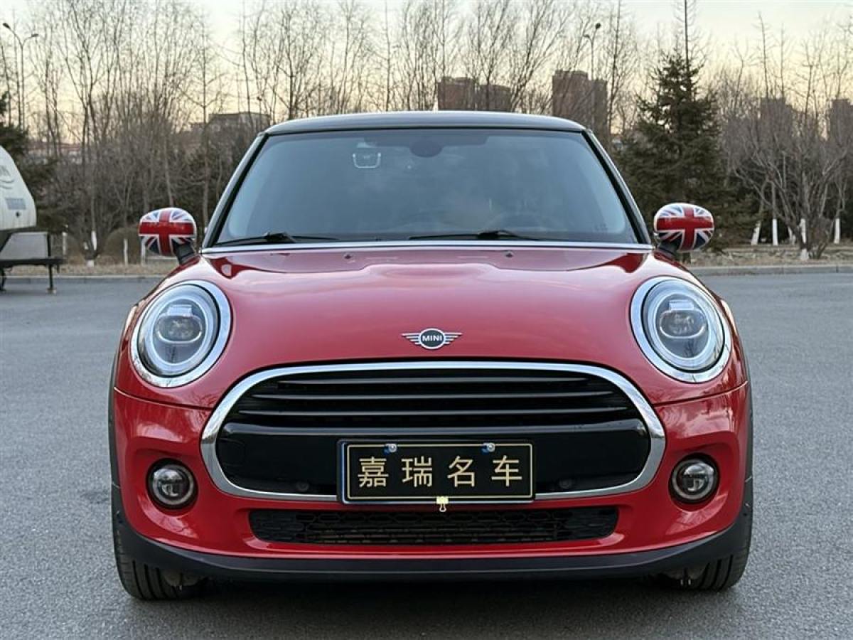 MINI MINI  2021款 1.5T COOPER 經(jīng)典派圖片